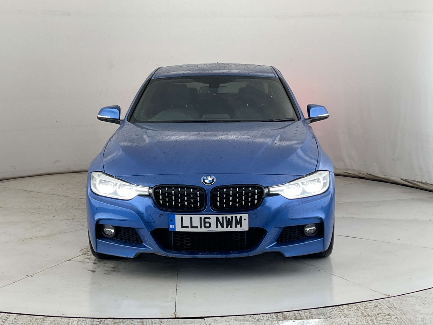 Used BMW 3 Series 2016 for sale - 77656612: Photo 2