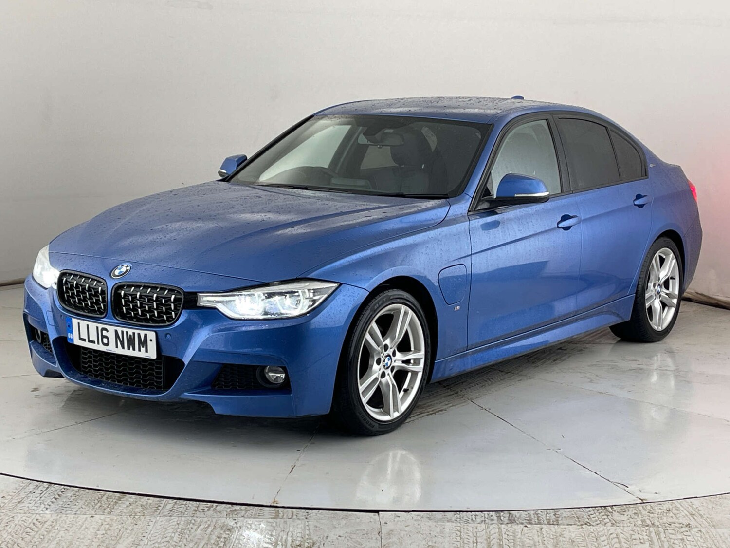 Used BMW 3 Series 2016 for sale - 77656612: Photo 3