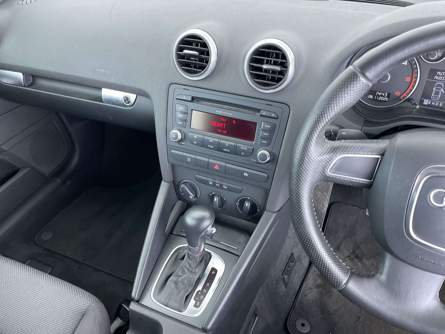 Used Audi A3 2009 for sale - 77022475: Photo 38