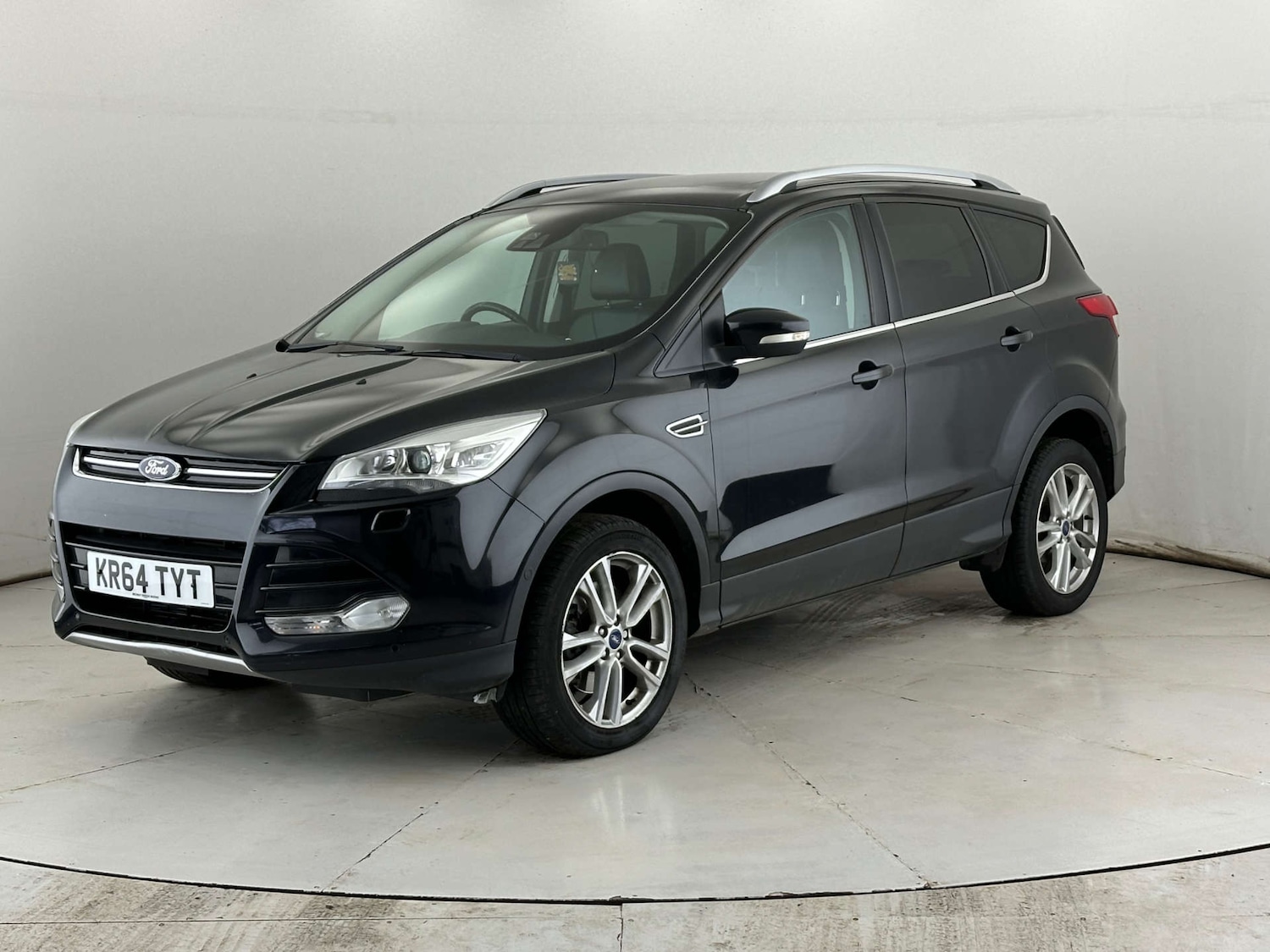 Used Ford Kuga 2015 for sale - 77790745: Photo 3