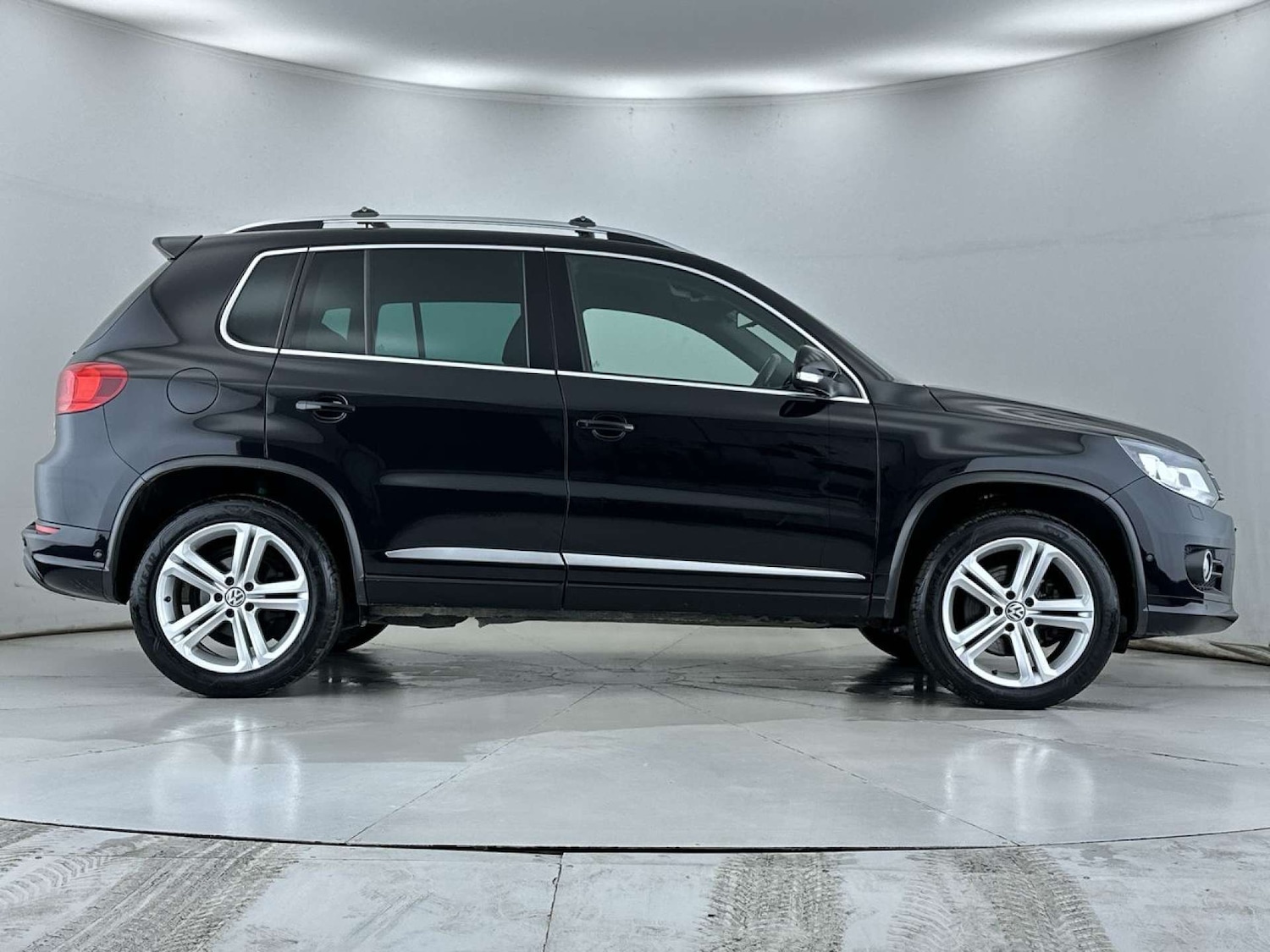Used Volkswagen Tiguan 2014 for sale - 77617108: Photo 13