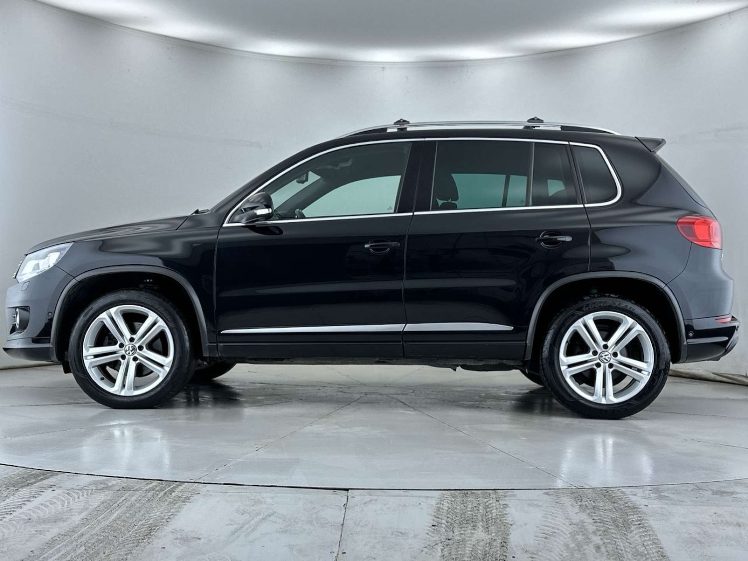 Used Volkswagen Tiguan 2014 for sale - 77617108: Photo 14