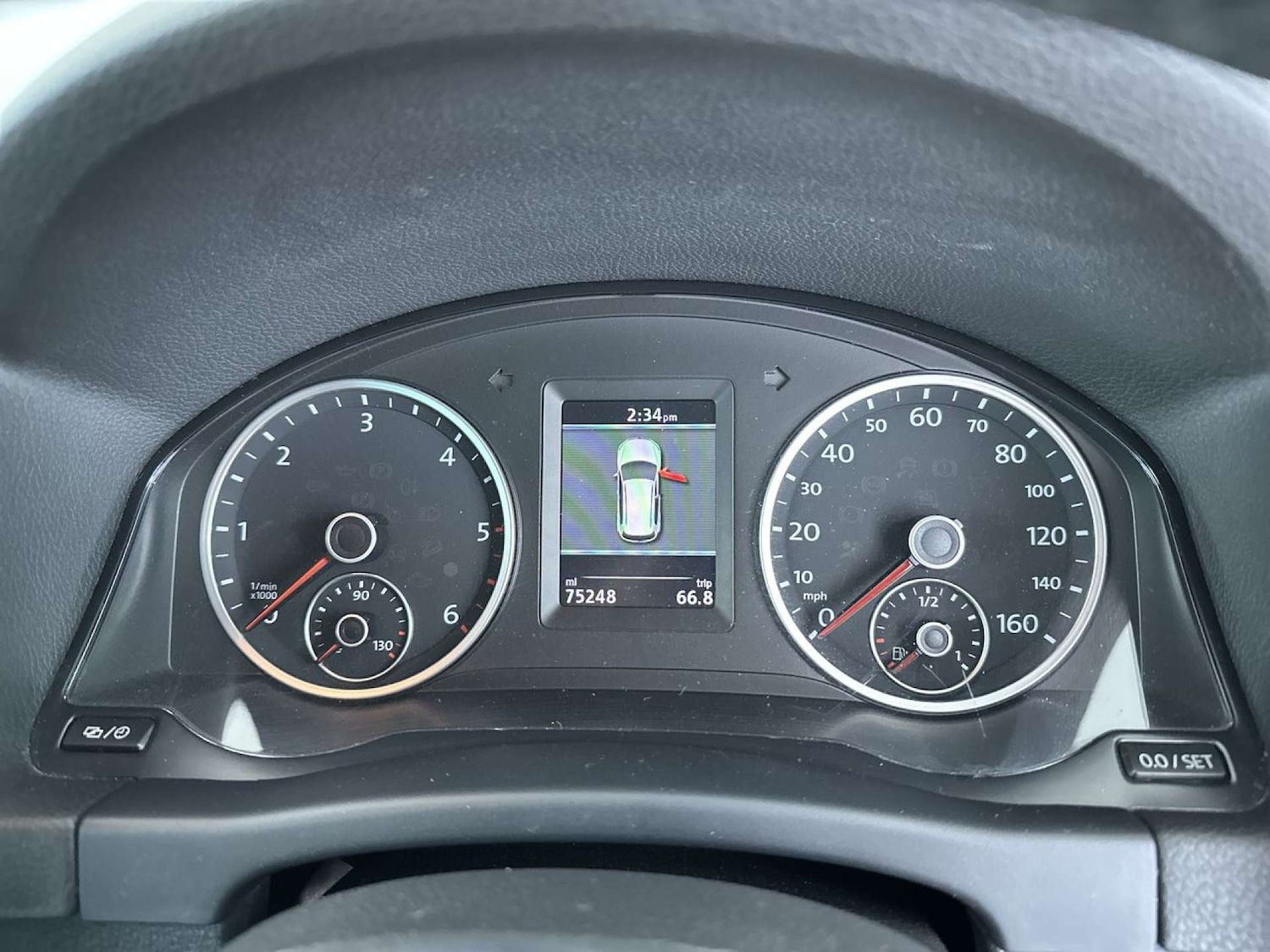 Used Volkswagen Tiguan 2014 for sale - 77617108: Photo 36