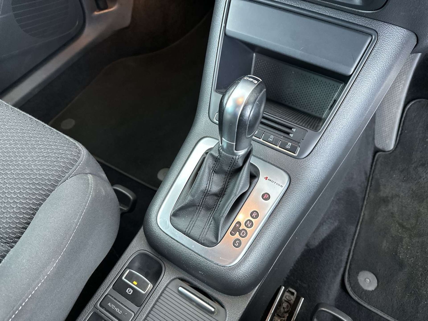 Used Volkswagen Tiguan 2014 for sale - 77617108: Photo 42