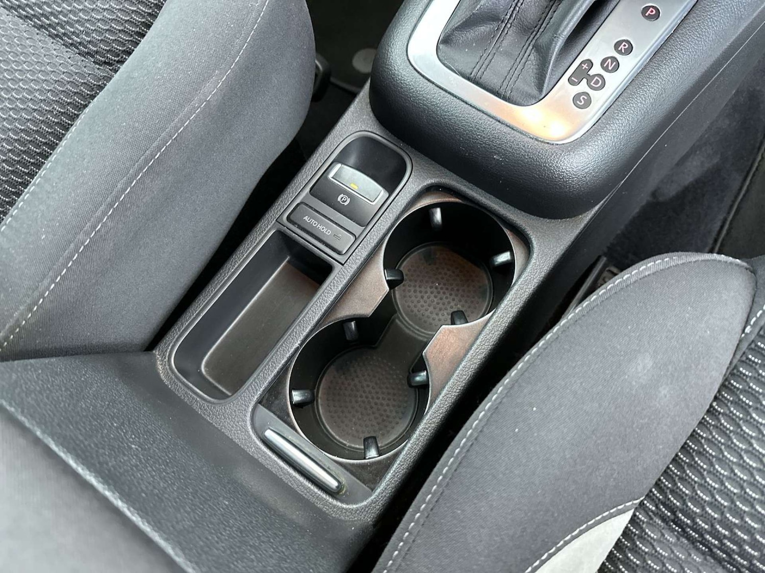 Used Volkswagen Tiguan 2014 for sale - 77617108: Photo 43