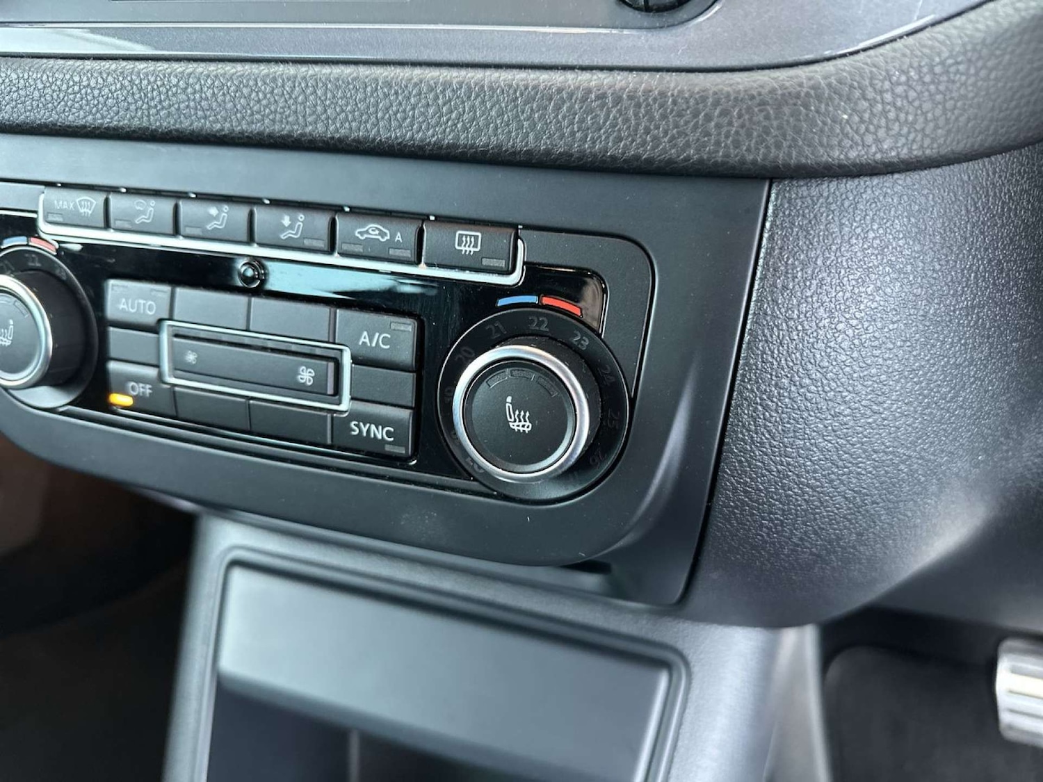 Used Volkswagen Tiguan 2014 for sale - 77617108: Photo 50