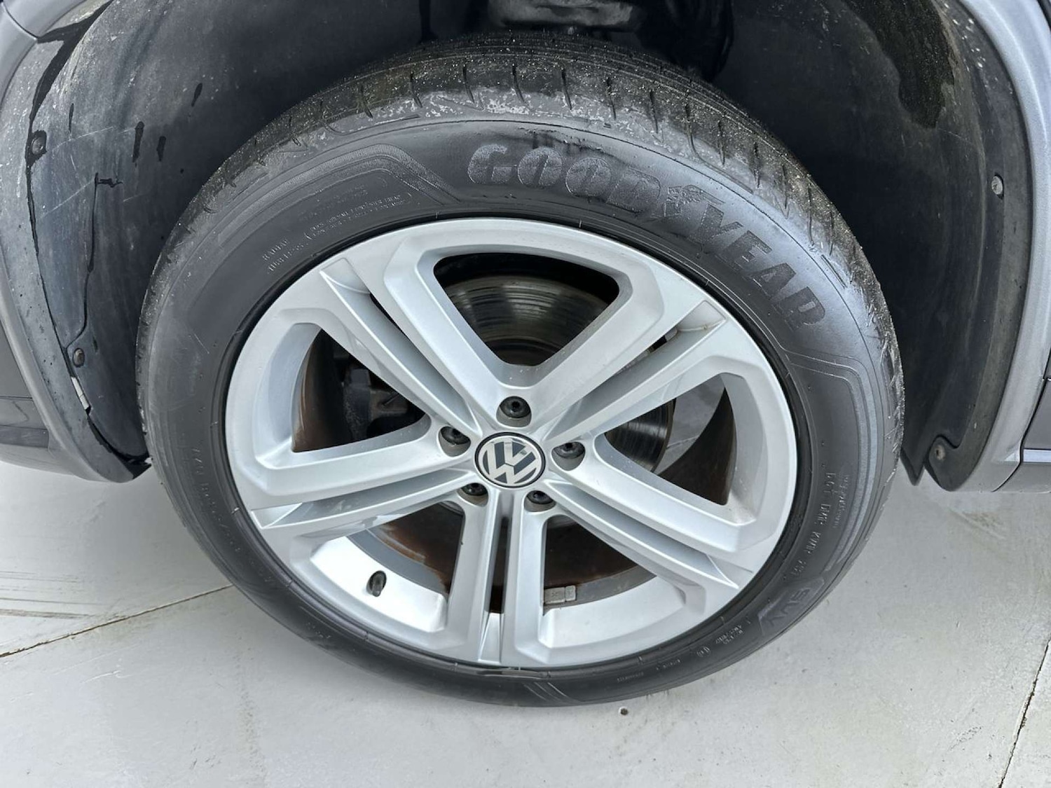 Used Volkswagen Tiguan 2014 for sale - 77617108: Photo 9