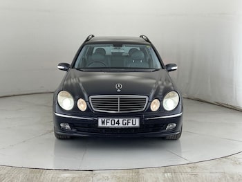 Used Mercedes-Benz E-Class 2004 for sale - 75521791: Photo