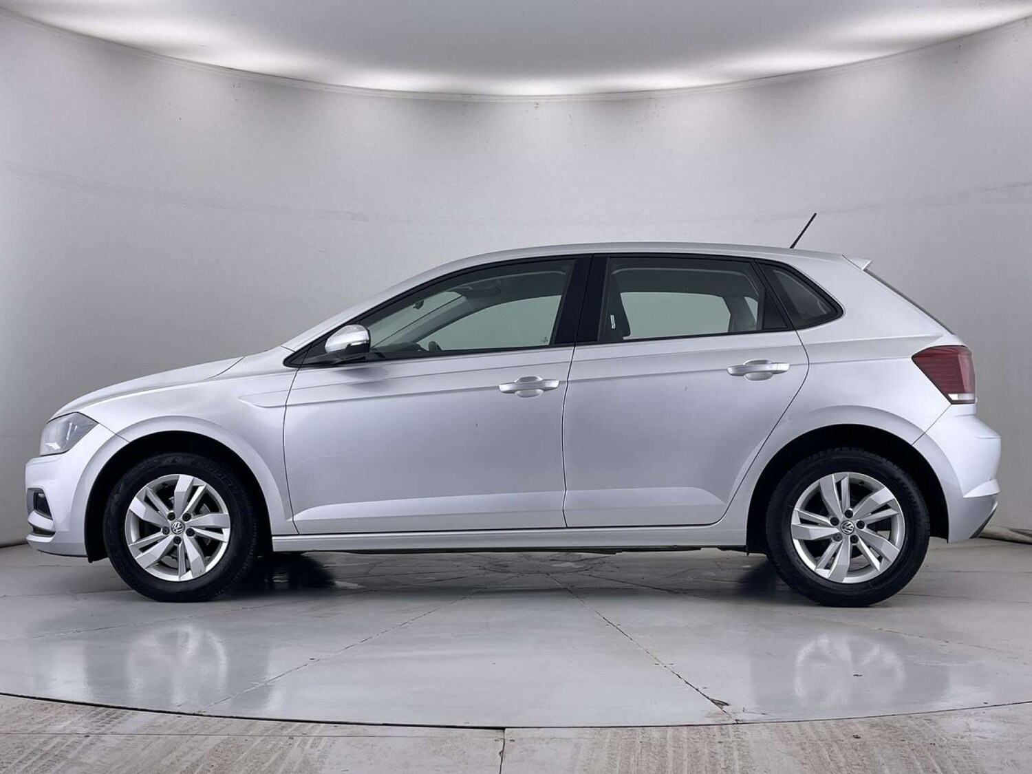 Used Volkswagen Polo 2019 for sale - 76602035: Photo 16