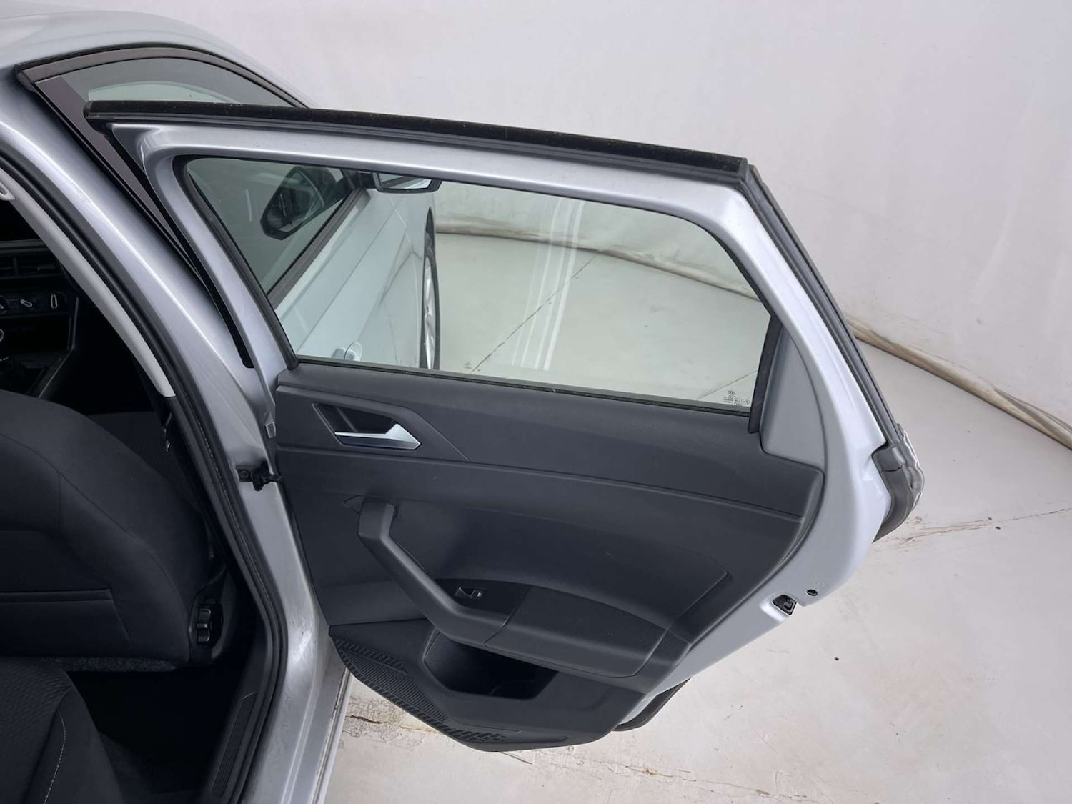 Used Volkswagen Polo 2019 for sale - 76602035: Photo 30