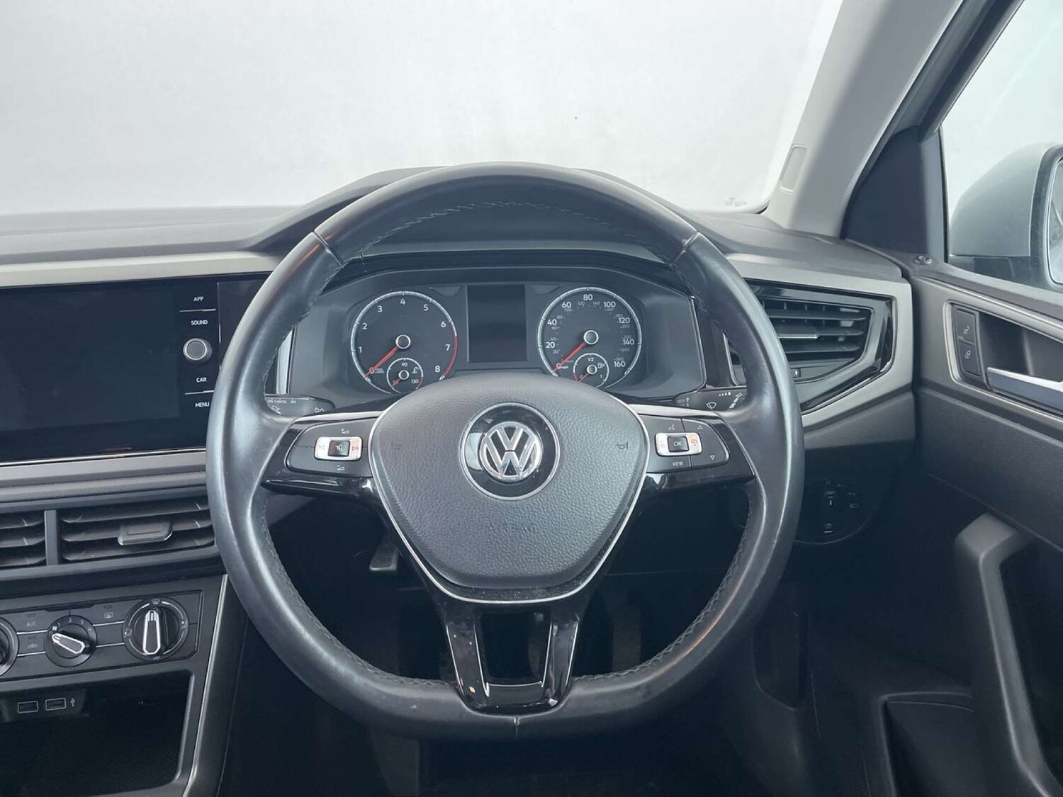 Used Volkswagen Polo 2019 for sale - 76602035: Photo 36