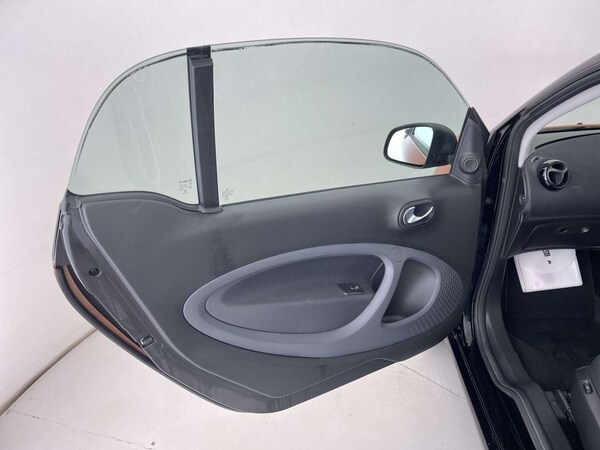 Used smart fortwo 2015 for sale - 76159774: Photo 26
