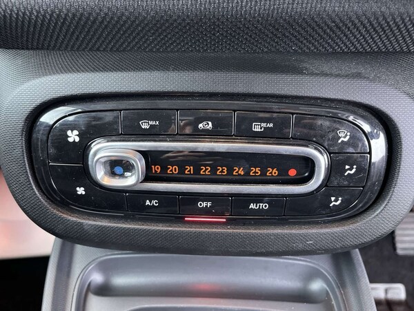Used smart fortwo 2015 for sale - 76159774: Photo 42