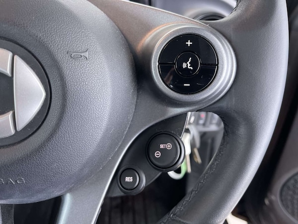 Used smart fortwo 2015 for sale - 76159774: Photo 50