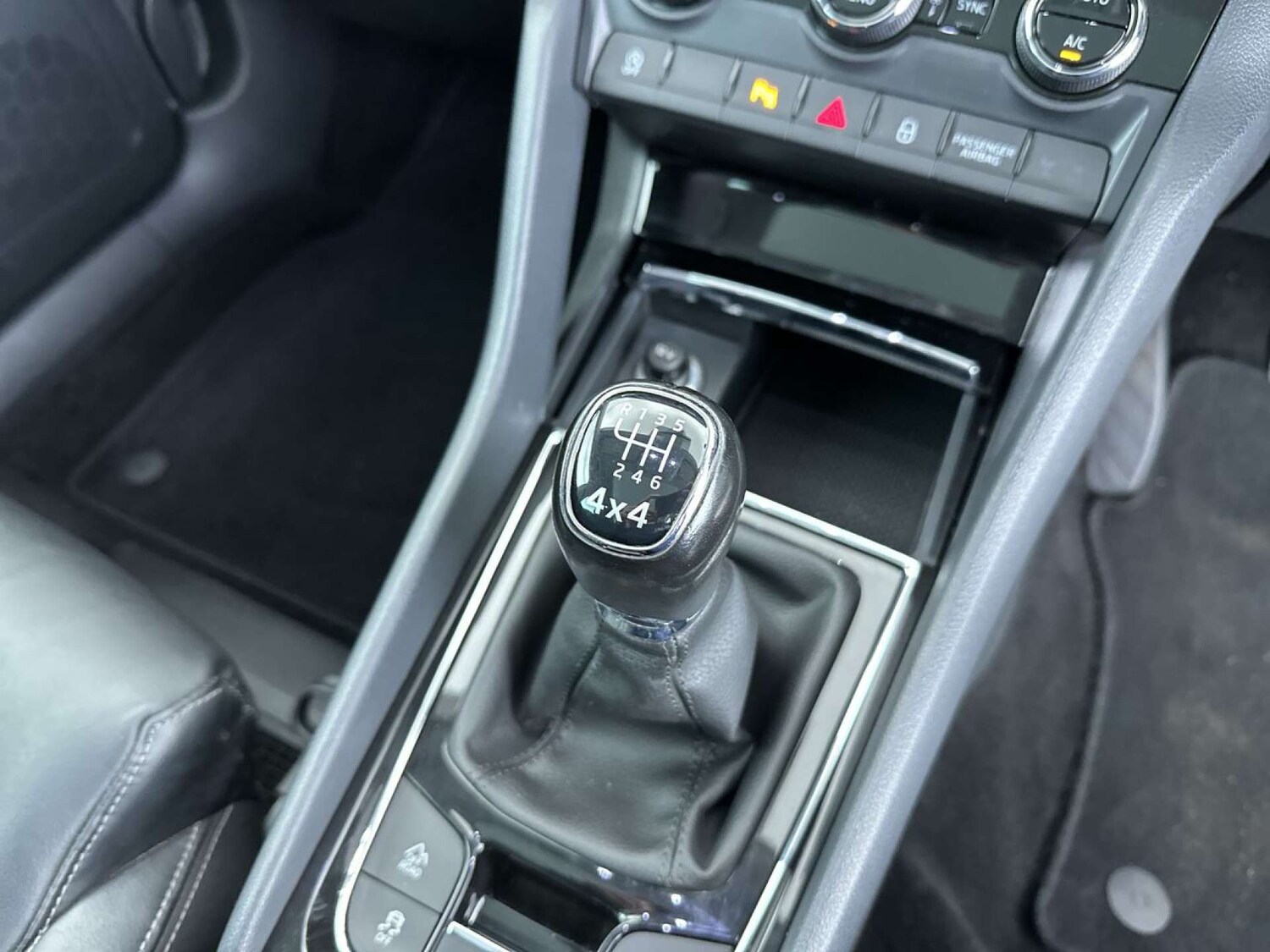 Used Skoda Karoq 2018 for sale - 77523214: Photo 49