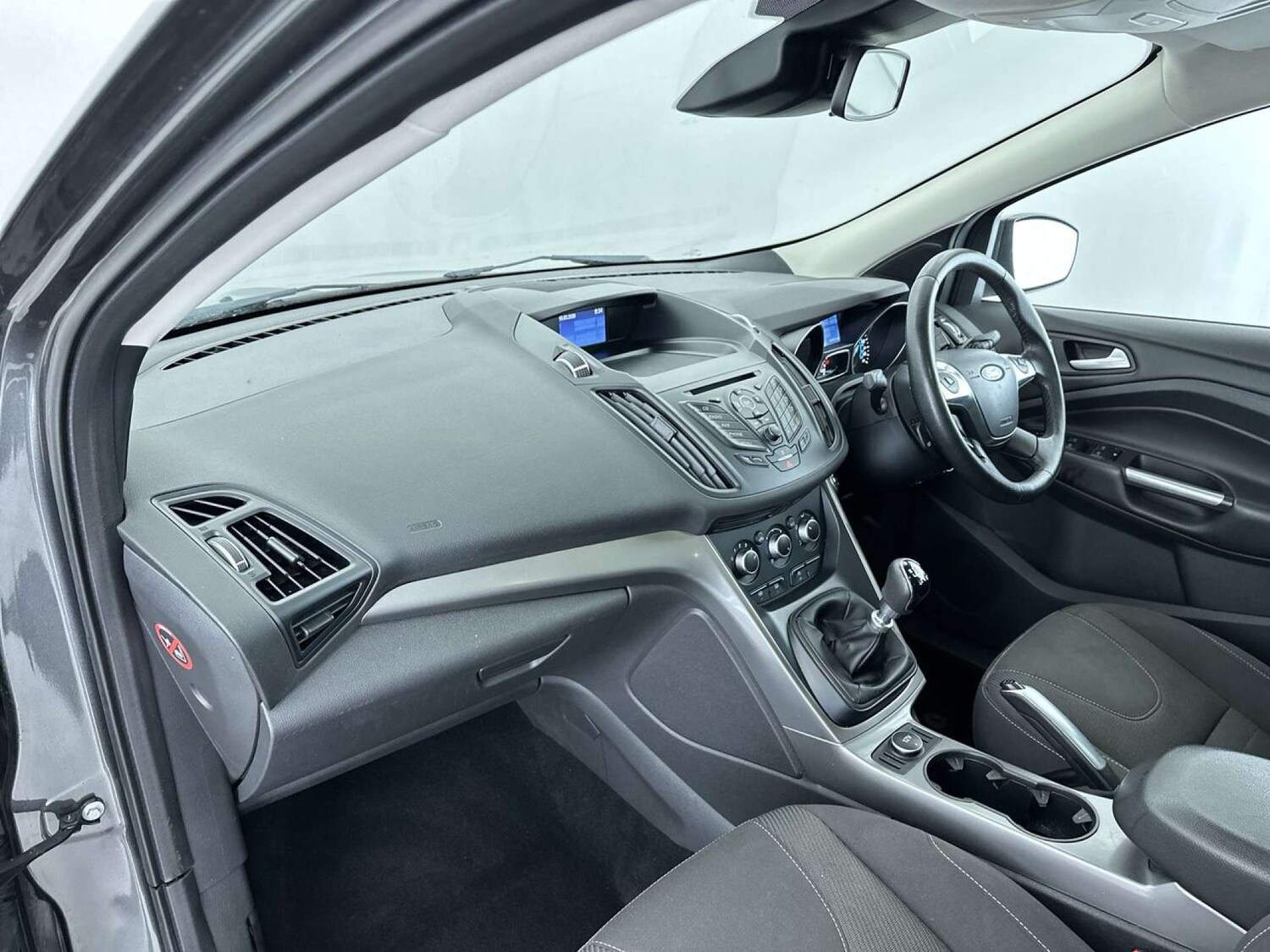 Used Ford Kuga 2016 for sale - 77905737: Photo 32