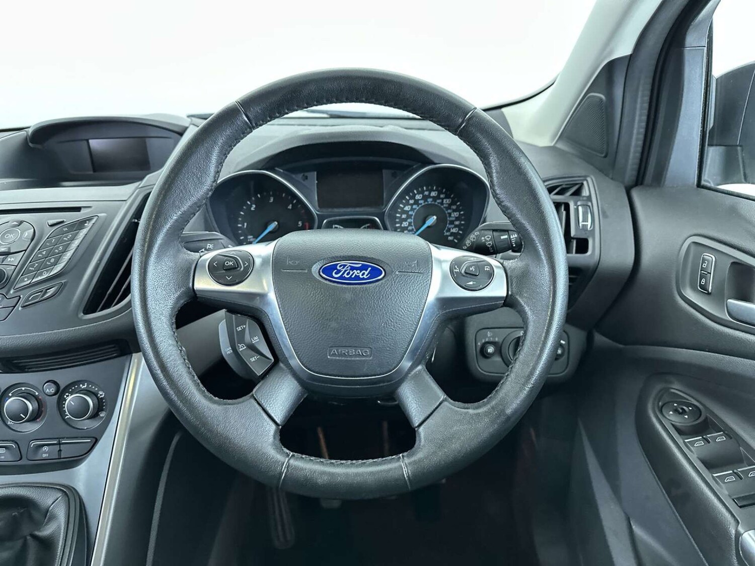 Used Ford Kuga 2016 for sale - 77905737: Photo 36