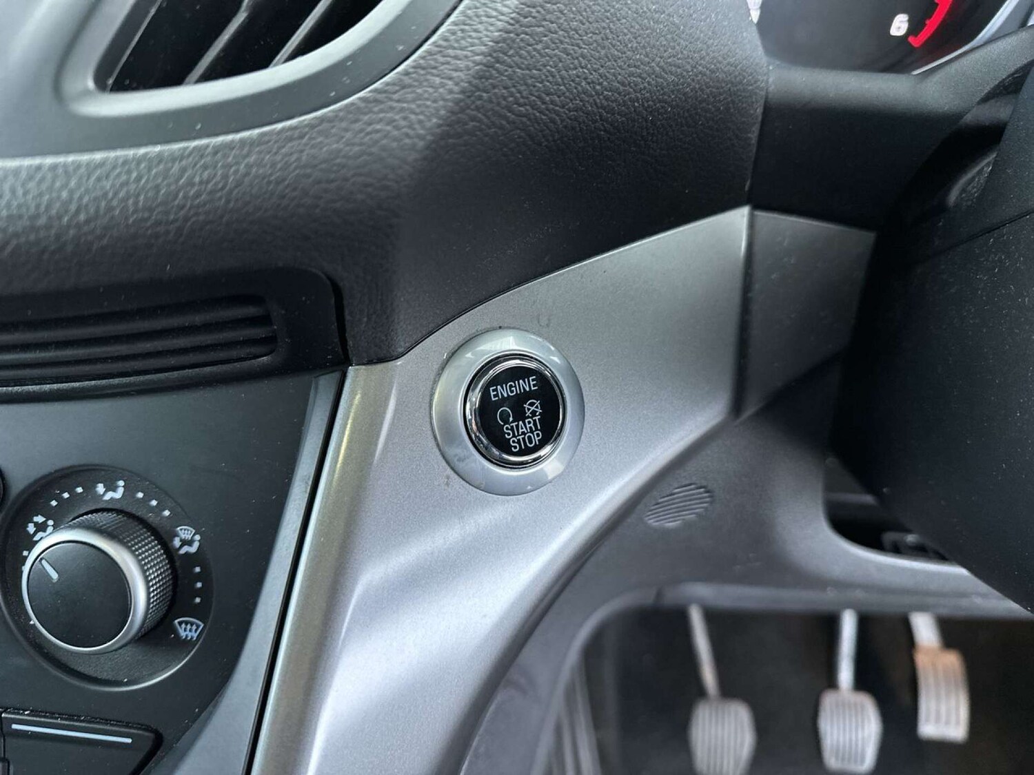 Used Ford Kuga 2016 for sale - 77905737: Photo 44