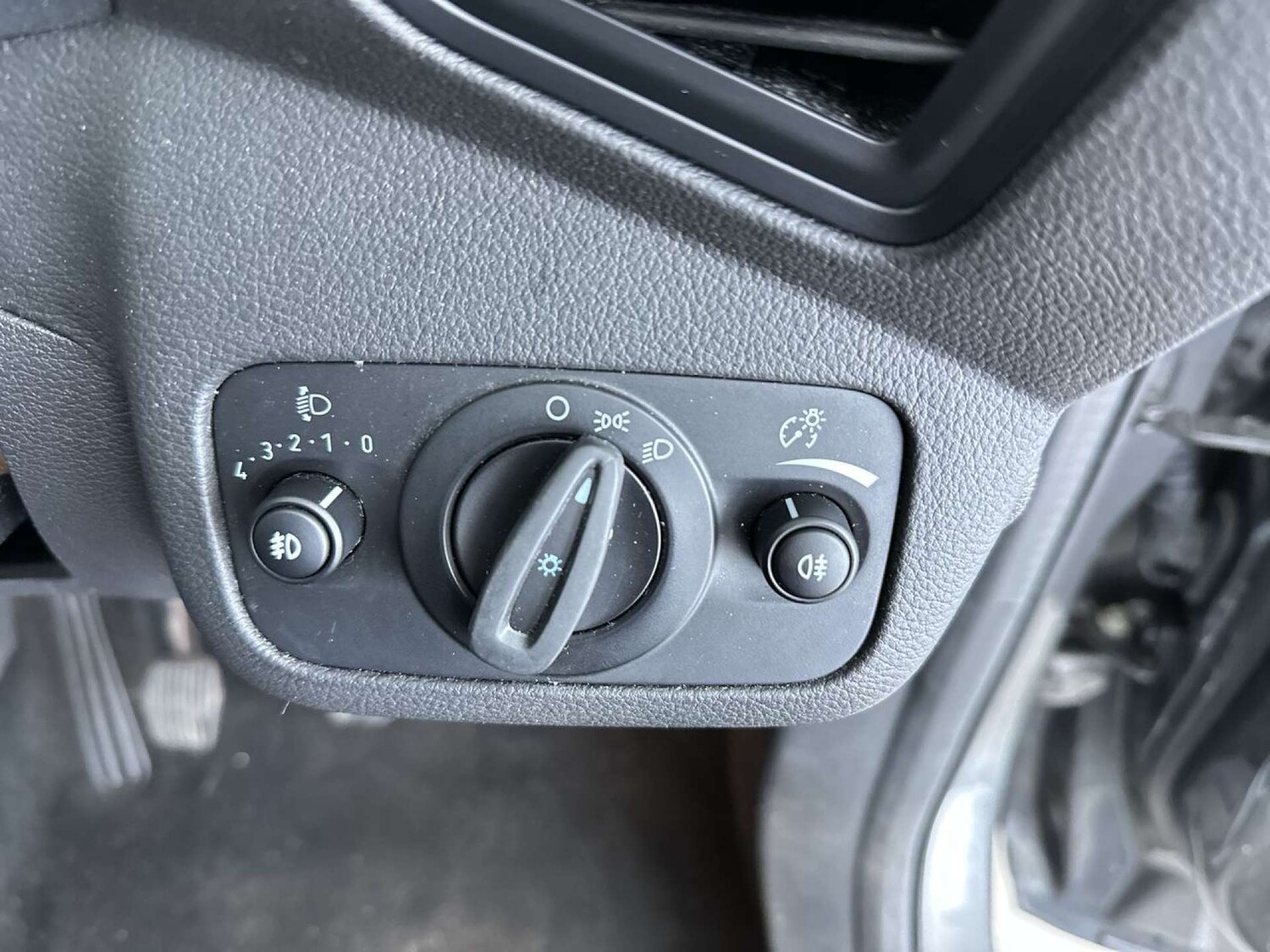 Used Ford Kuga 2016 for sale - 77905737: Photo 47