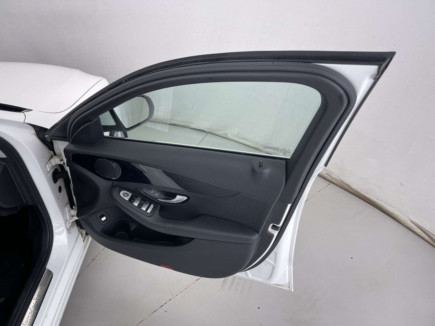 Used Mercedes-Benz C Class 2016 for sale - 76602124: Photo 29