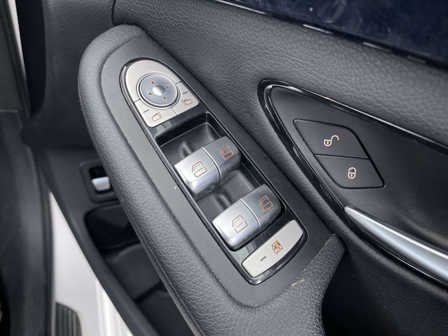 Used Mercedes-Benz C Class 2016 for sale - 76602124: Photo 49