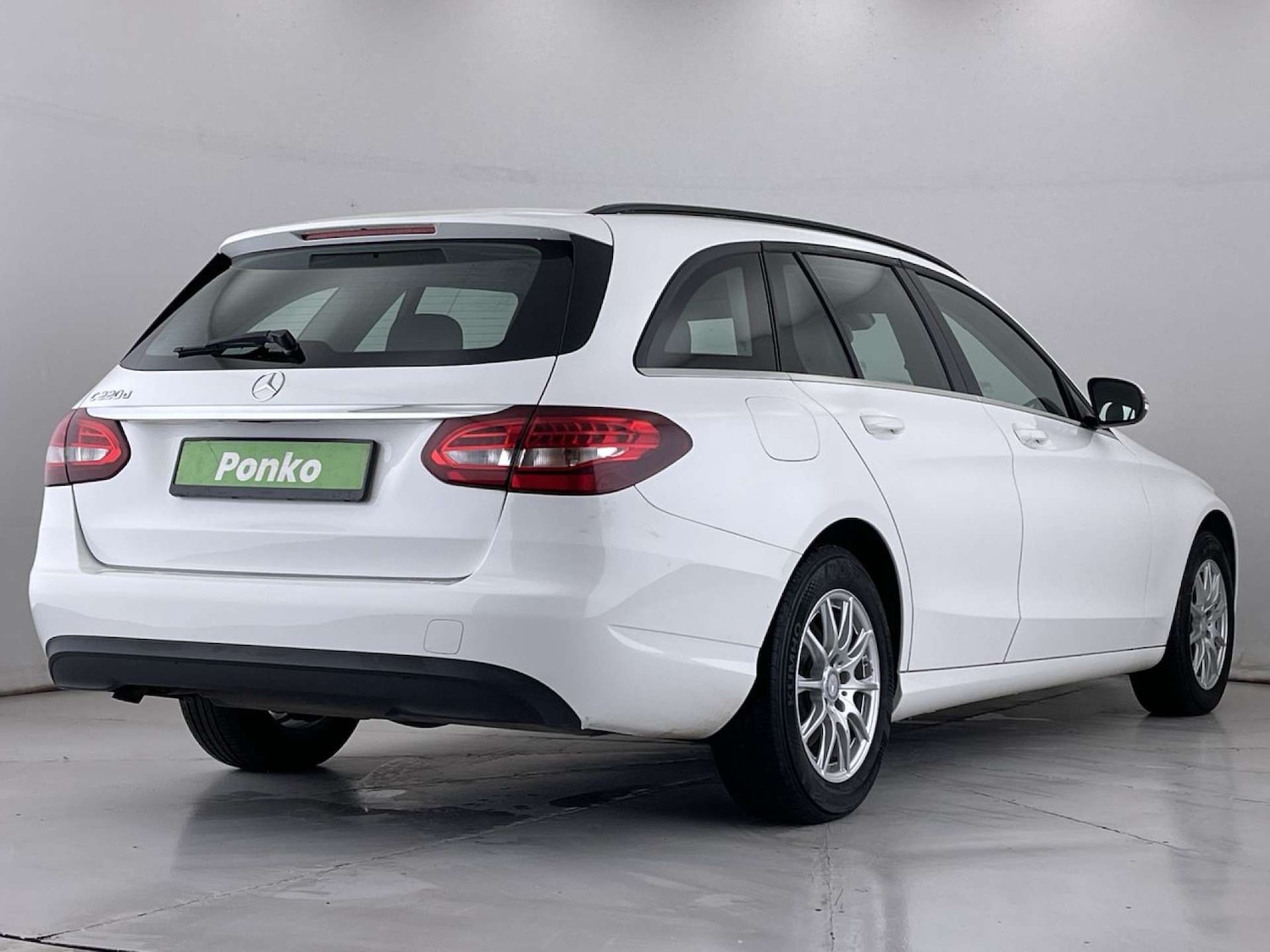 Used Mercedes-Benz C Class 2016 for sale - 76602124: Photo 5