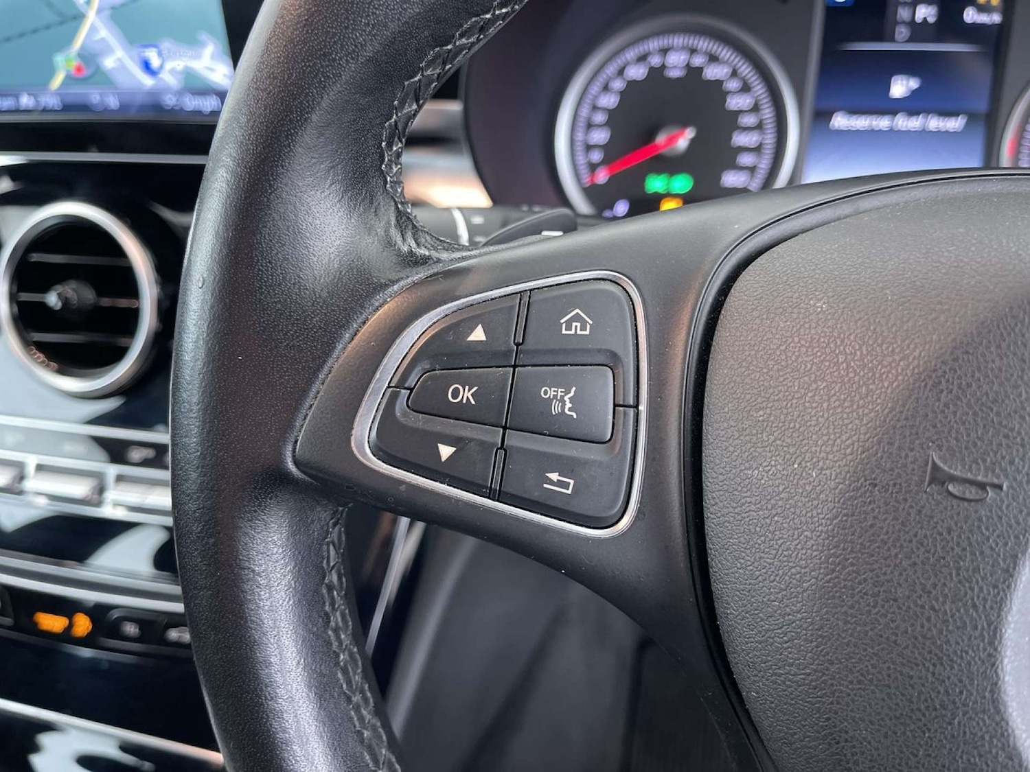 Used Mercedes-Benz C Class 2016 for sale - 76602124: Photo 50