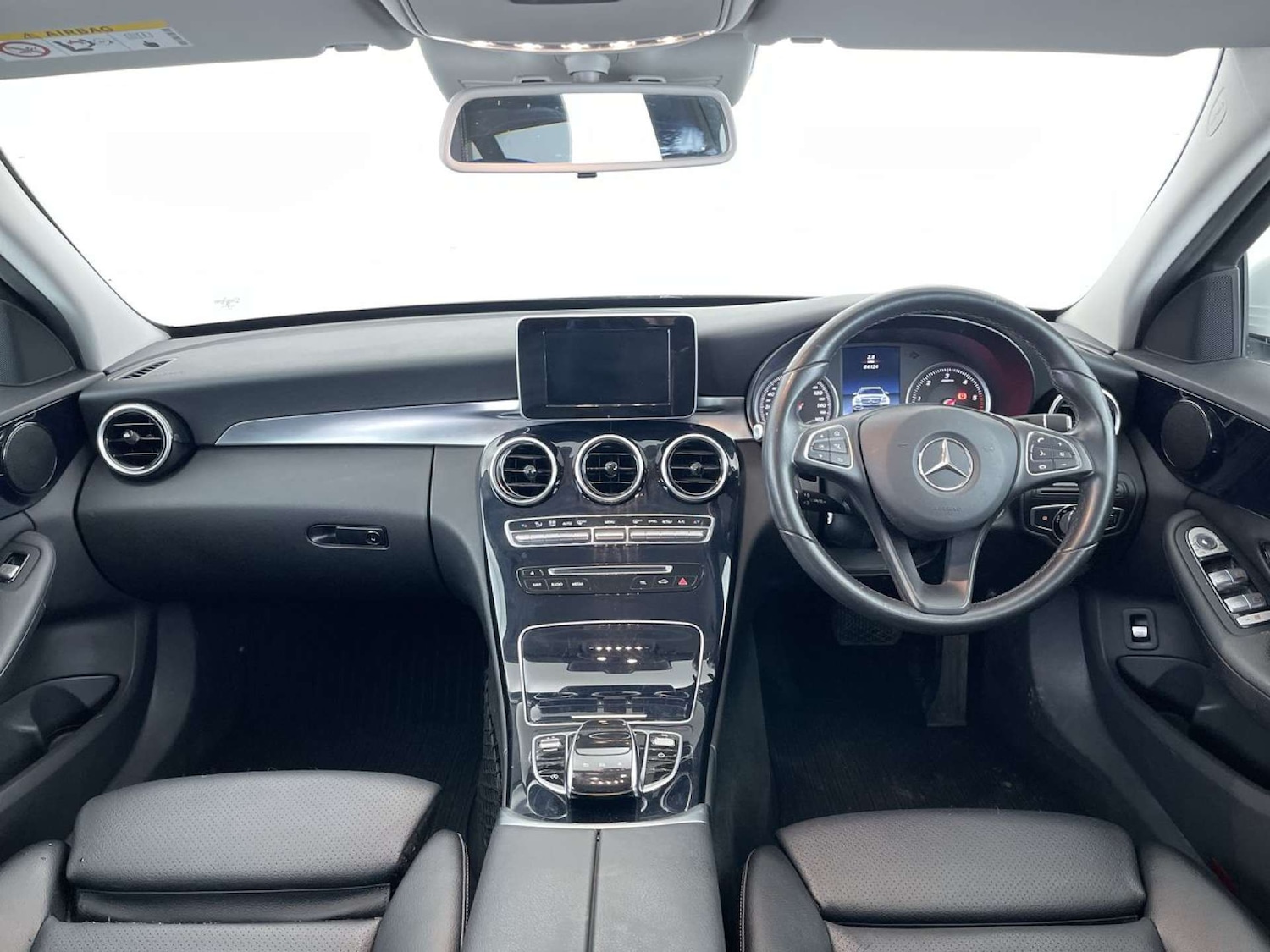 Used Mercedes-Benz C Class 2016 for sale - 76602124: Photo 8