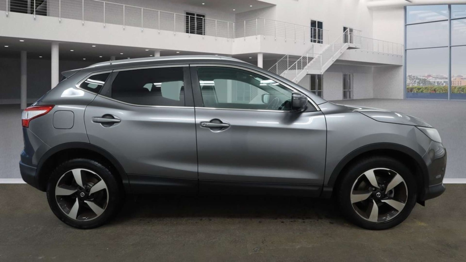 Used Nissan Qashqai 2016 for sale - 77781022: Photo 5