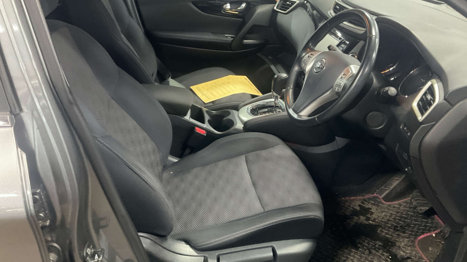 Used Nissan Qashqai 2016 for sale - 77781022: Photo 9