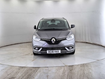 Used Renault Scenic 2018 for sale - 77469831: Photo