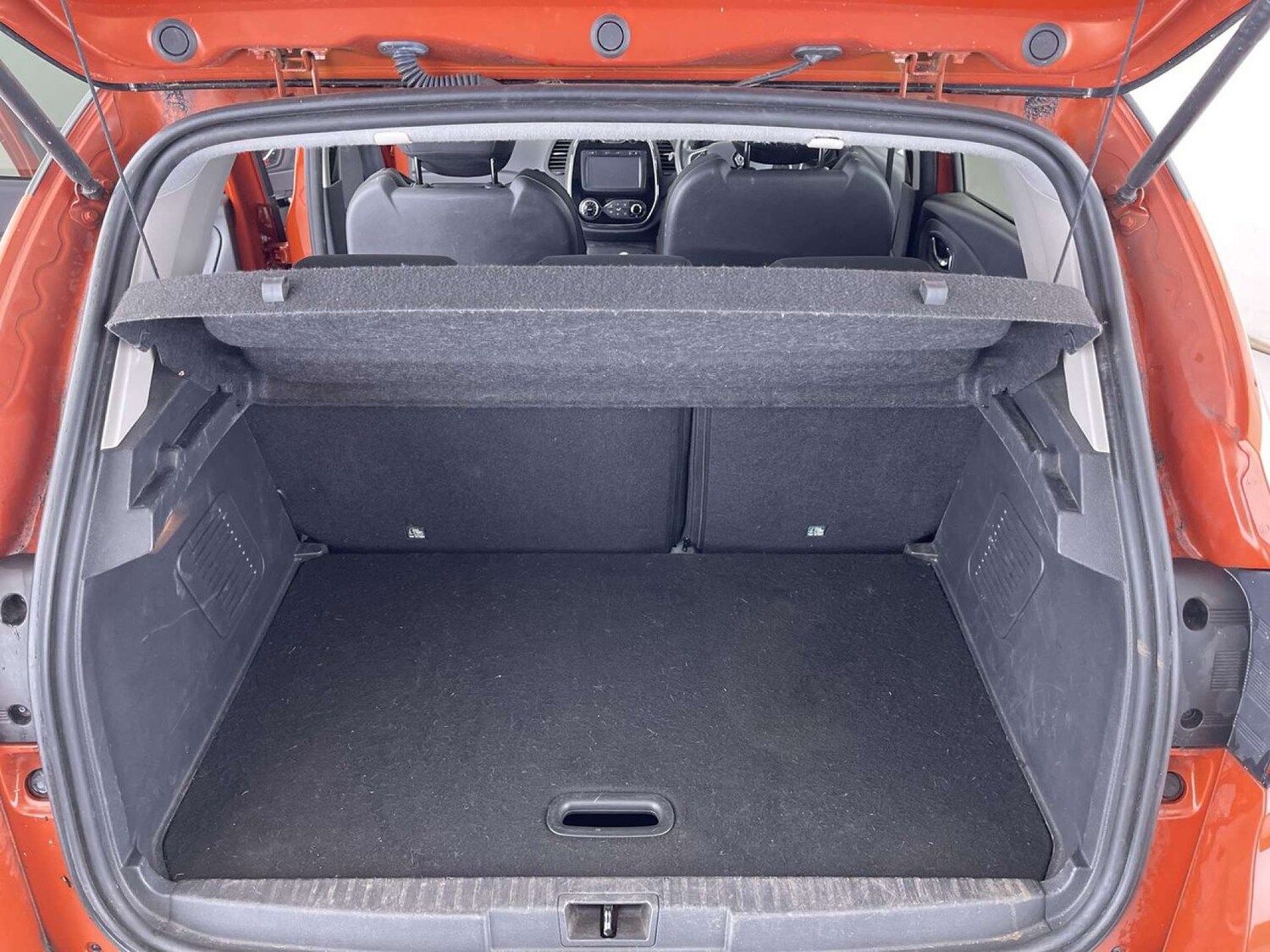 Used Renault Captur 2016 for sale - 76127600: Photo 10