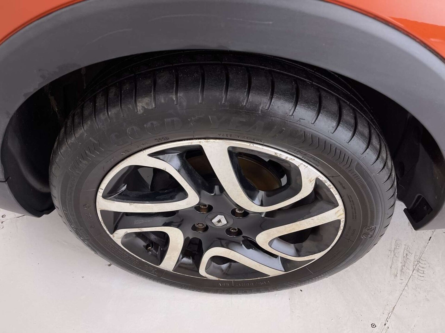 Used Renault Captur 2016 for sale - 76127600: Photo 11