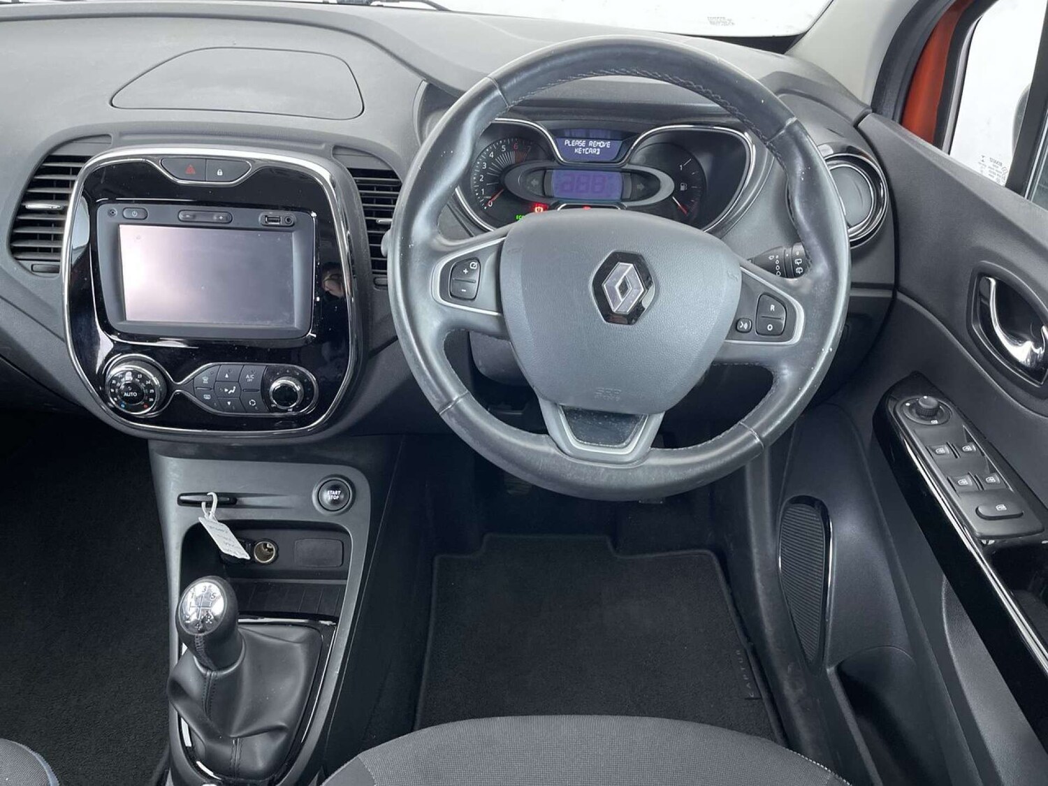 Used Renault Captur 2016 for sale - 76127600: Photo 35