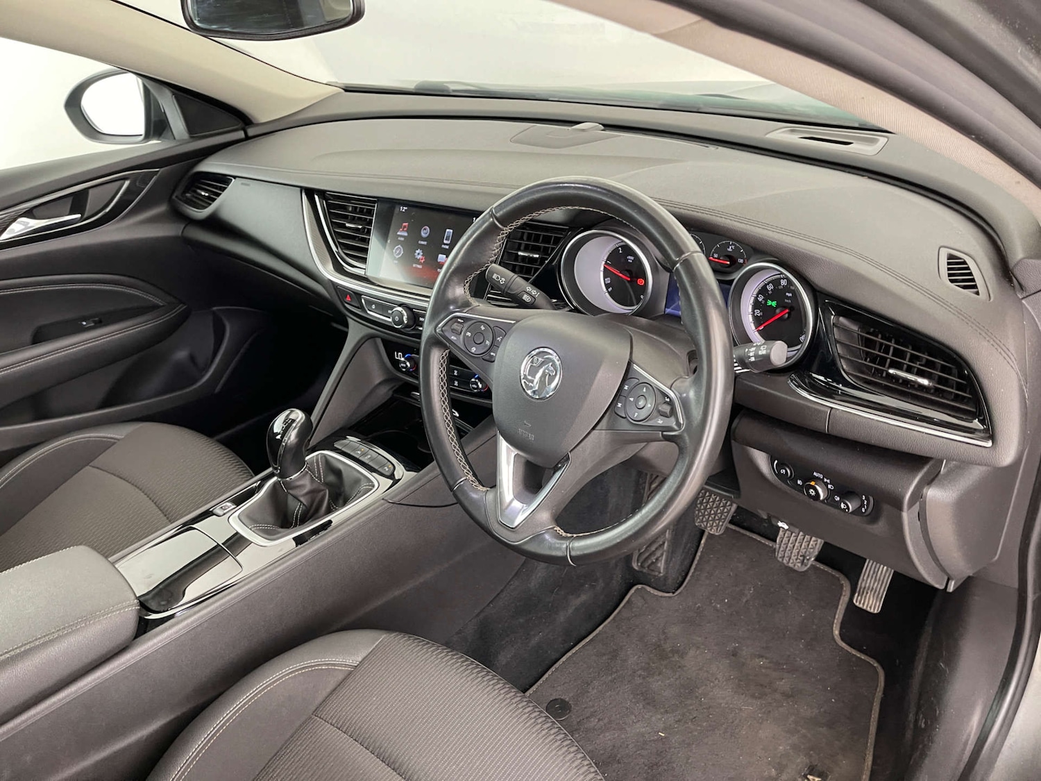 Used Vauxhall Insignia 2017 for sale - 77224826: Photo 11