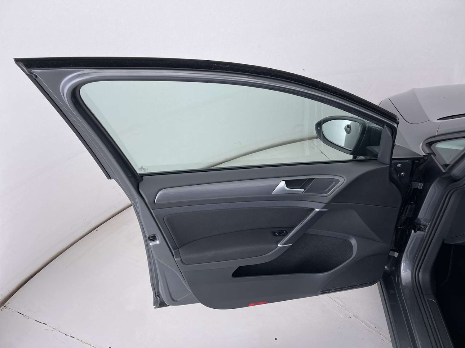 Used Volkswagen Golf 2018 for sale - 76556029: Photo 27