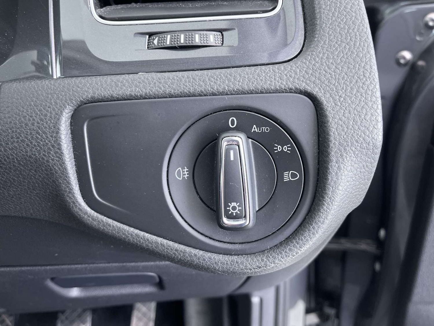 Used Volkswagen Golf 2018 for sale - 76556029: Photo 49