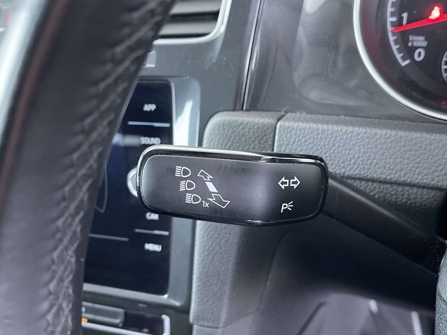 Used Volkswagen Golf 2018 for sale - 76556029: Photo 53