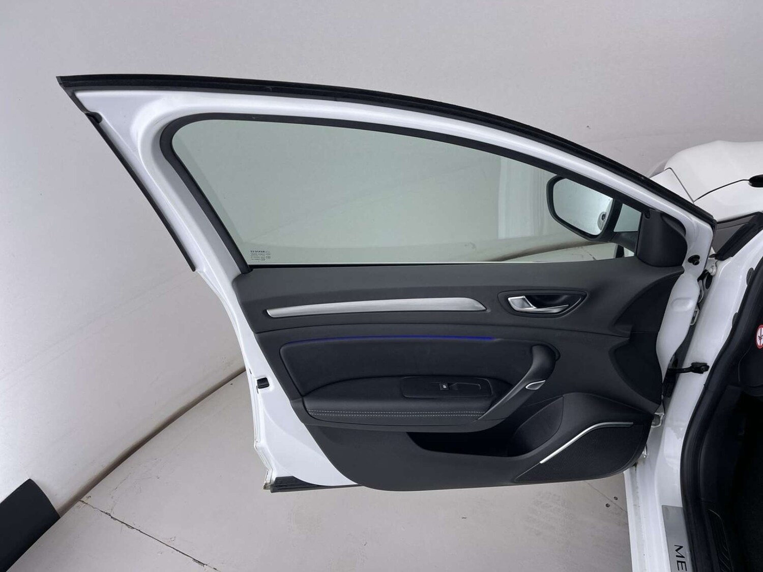 Used Renault Megane 2017 for sale - 76209998: Photo 27