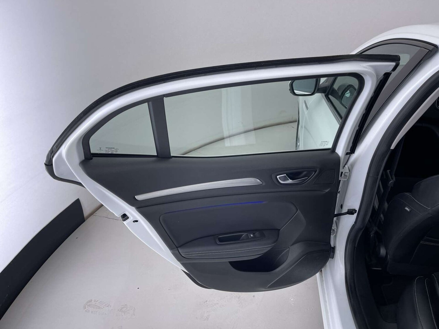 Used Renault Megane 2017 for sale - 76209998: Photo 28