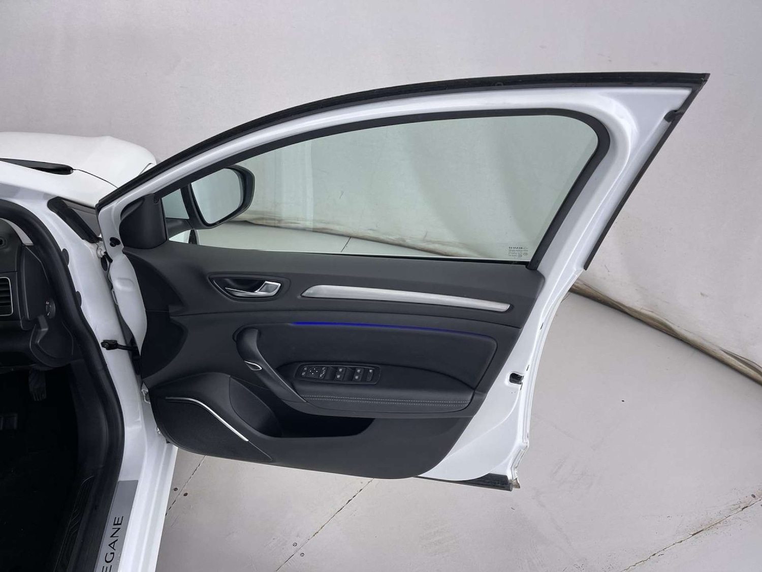 Used Renault Megane 2017 for sale - 76209998: Photo 29