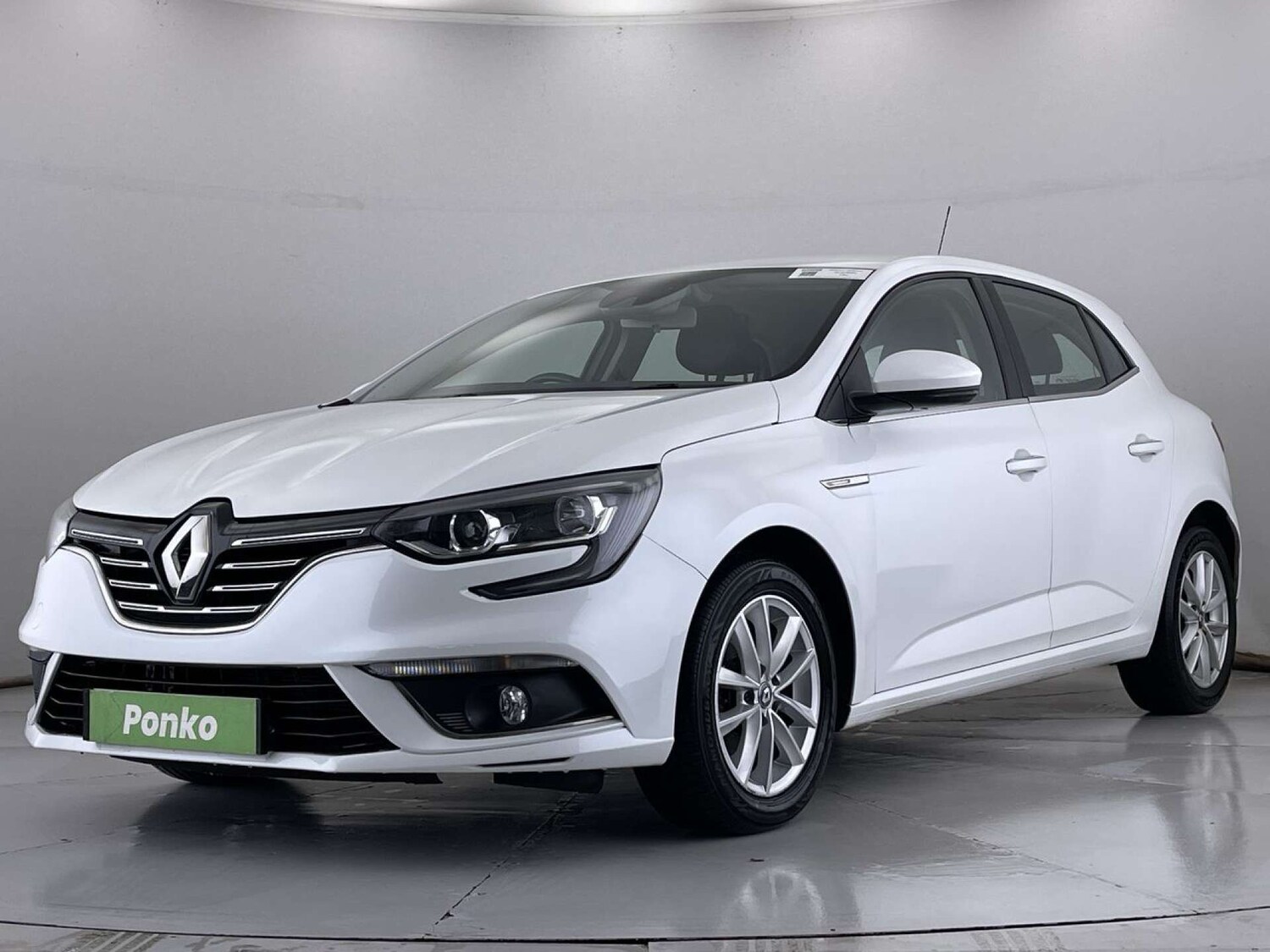 Used Renault Megane 2017 for sale - 76209998: Photo 4