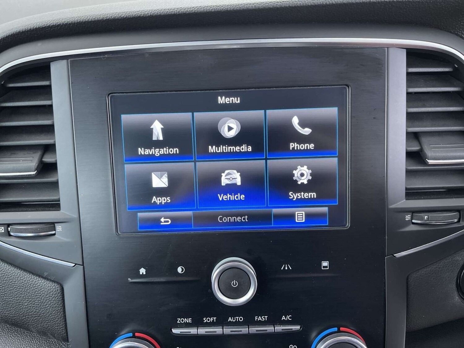 Used Renault Megane 2017 for sale - 76209998: Photo 40