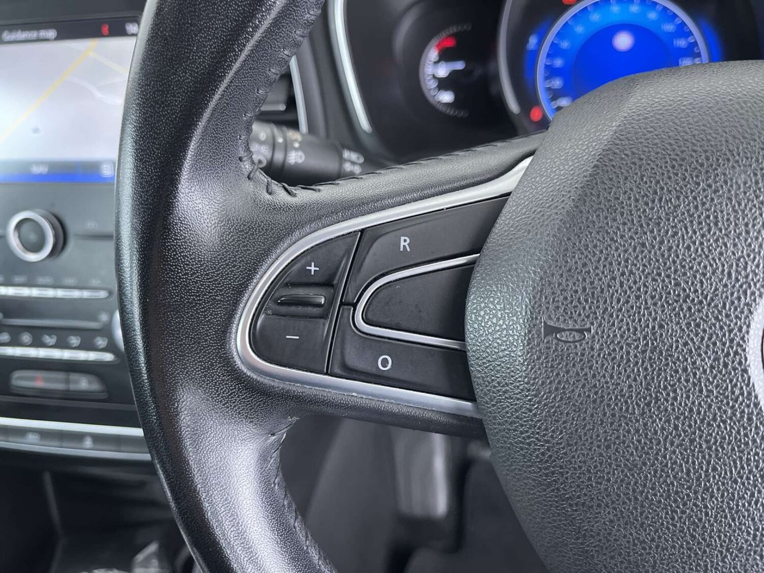 Used Renault Megane 2017 for sale - 76209998: Photo 52