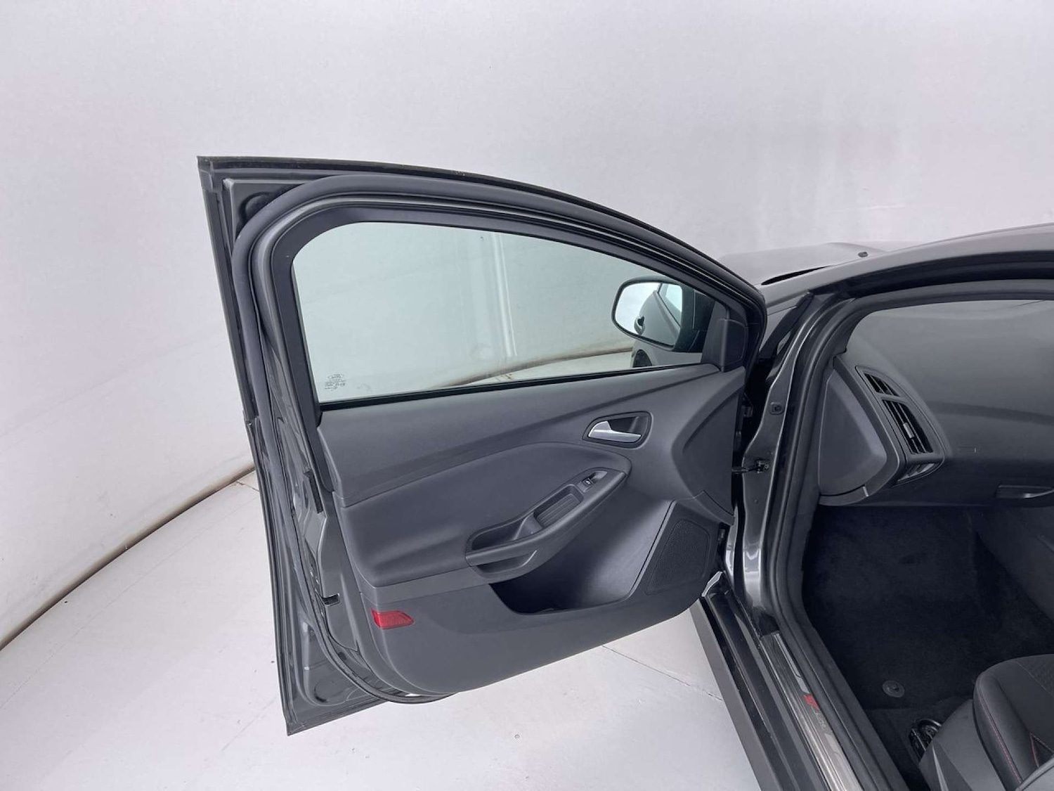 Used Ford Focus 2017 for sale - 77504089: Photo 27