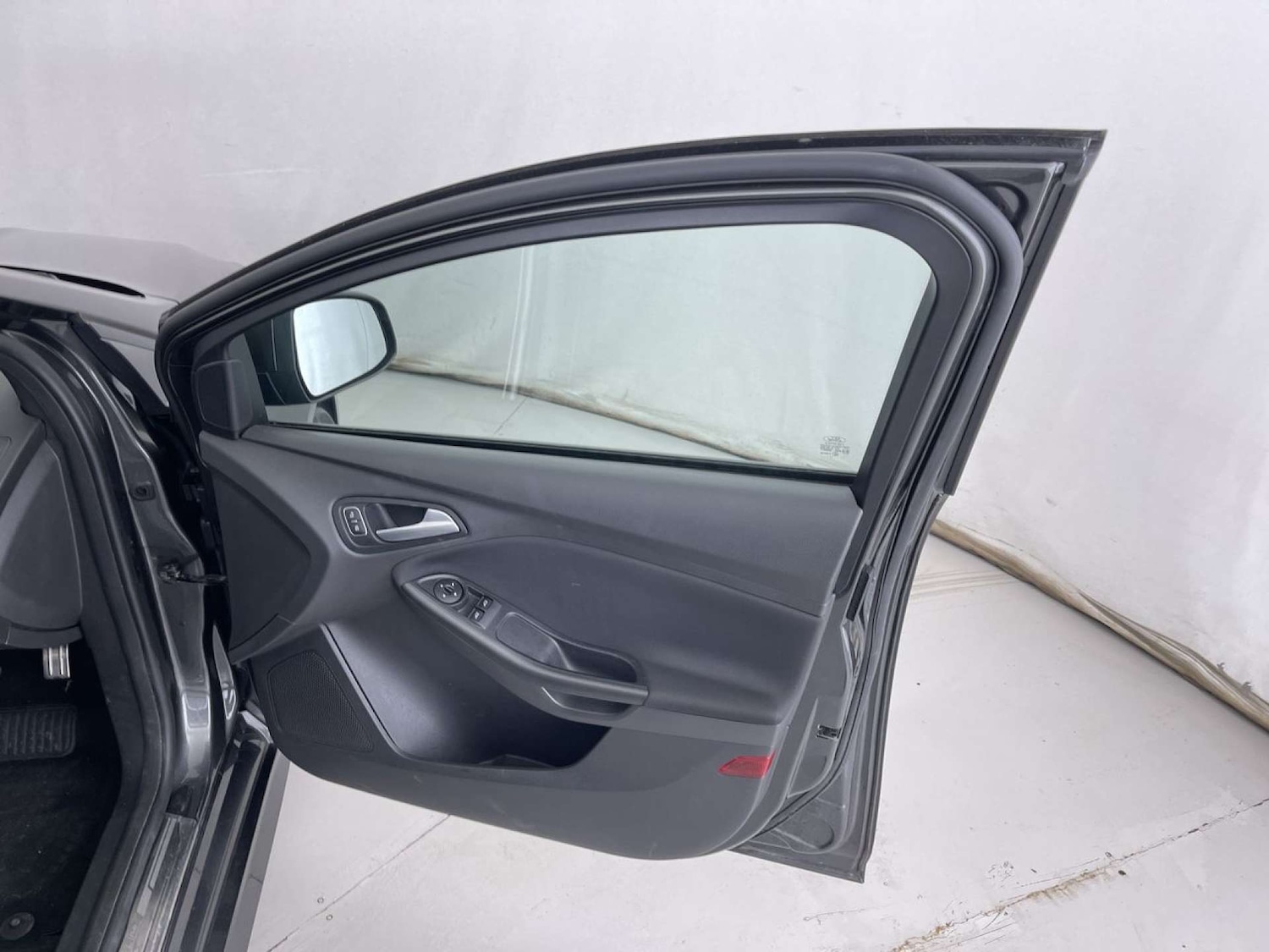 Used Ford Focus 2017 for sale - 77504089: Photo 29