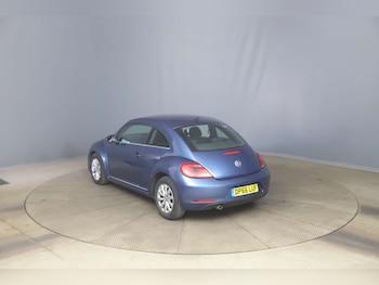 Used Volkswagen Beetle 2017 for sale - 79571712: Photo