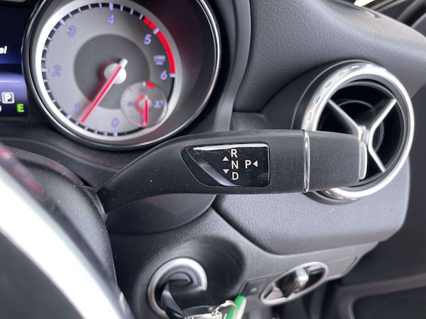 Used Mercedes-Benz GLA 2015 for sale - 76008999: Photo 53