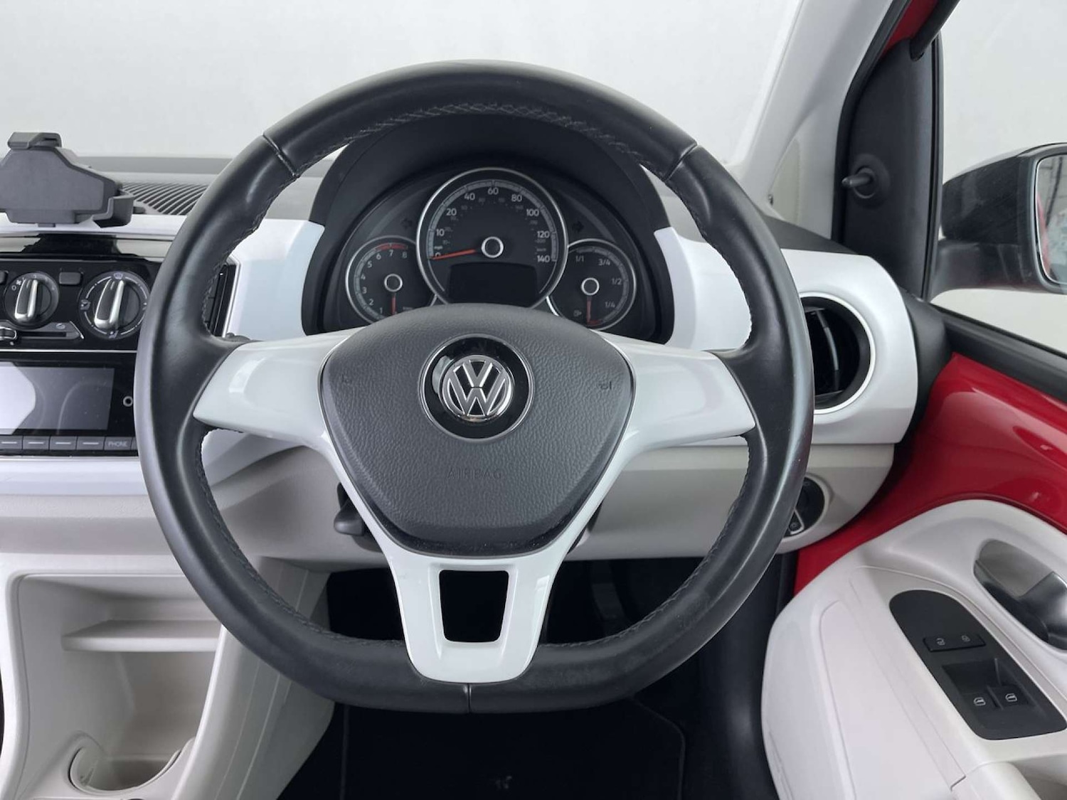Used Volkswagen up! 2017 for sale - 76025777: Photo 34