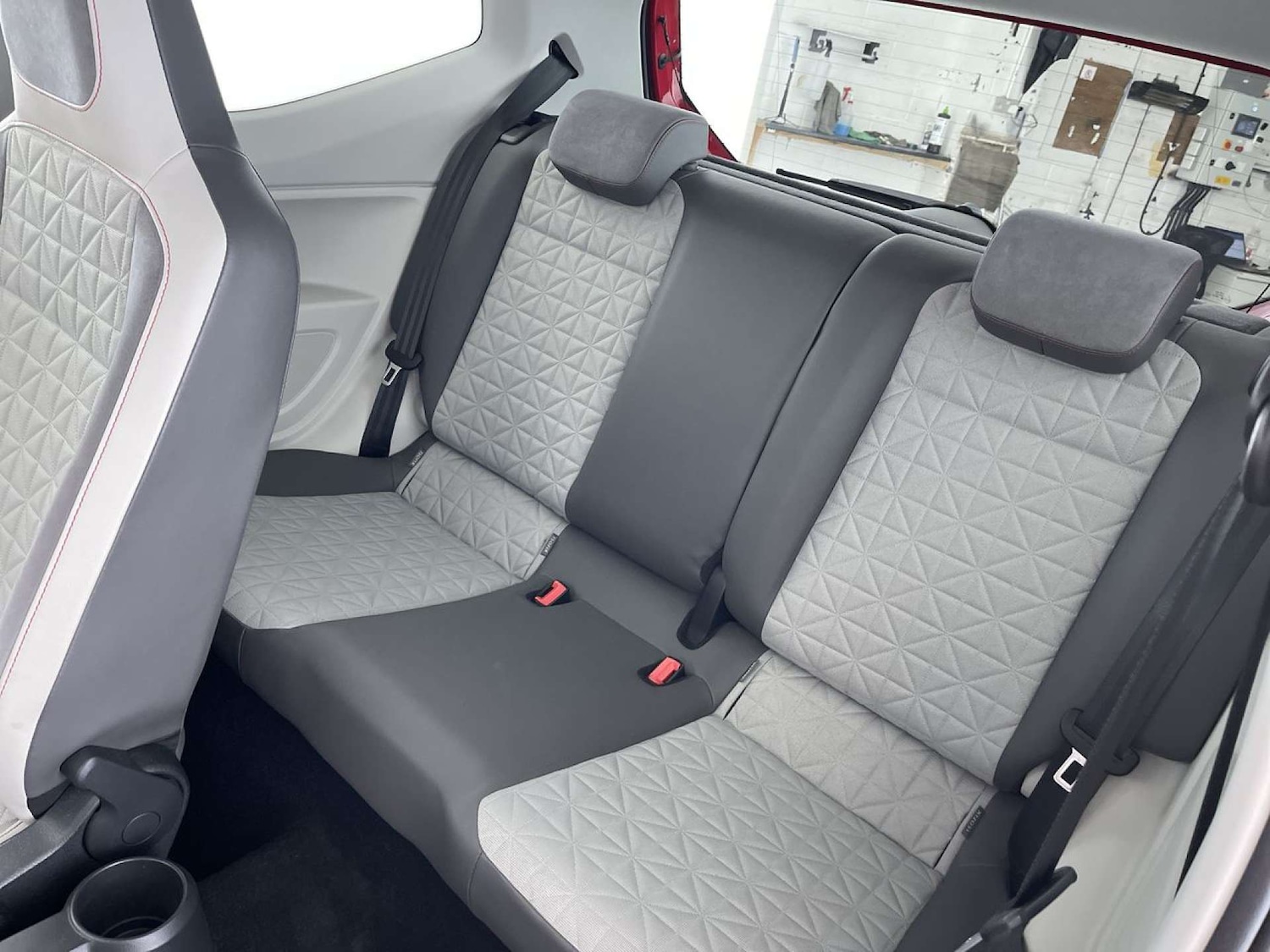 Used Volkswagen up! 2017 for sale - 76025777: Photo 9